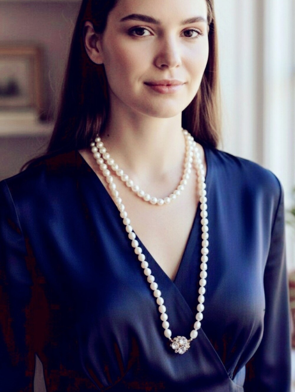 Gorgeous Faux Cultured Pearl Double Strand Necklace